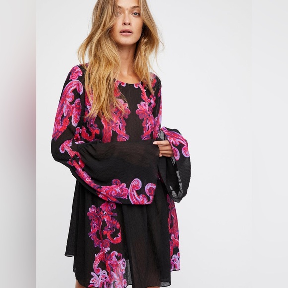 Free People Intimately - Bell Sleeve Swing Dress/Tunic In Black - Picture 6 of 9